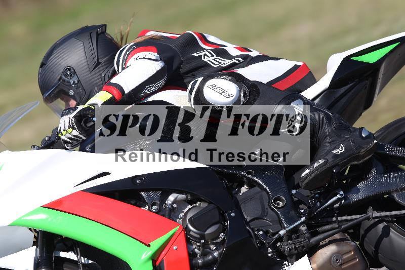 /Archiv-2022/05 04.04.2022 Plüss Moto Sport ADR/Freies Fahren/8